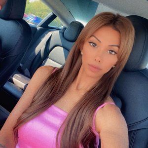 Meet your Posher, Danita